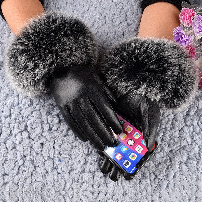 Lambskin Leather Gloves with Fox Fur Trim
